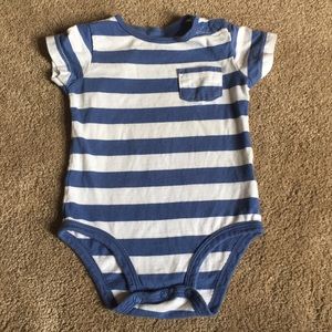 ‼️3 for $10‼️ Carter’s Blue & White Striped Onesie